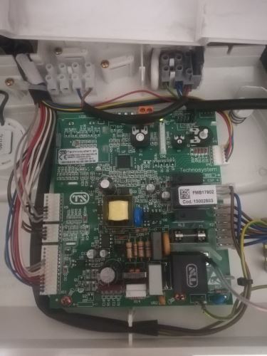 رفع نشتی پکیج در اصفهان