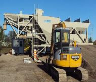 اجرای اسفالت کاری درشرق تهران