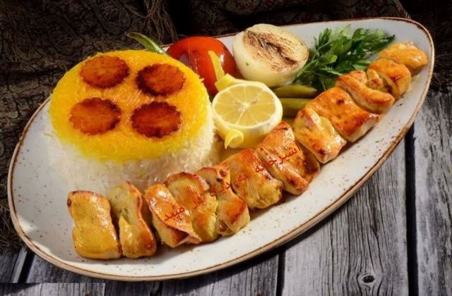 آشپزخانه ته دیگ در میبد09133567717