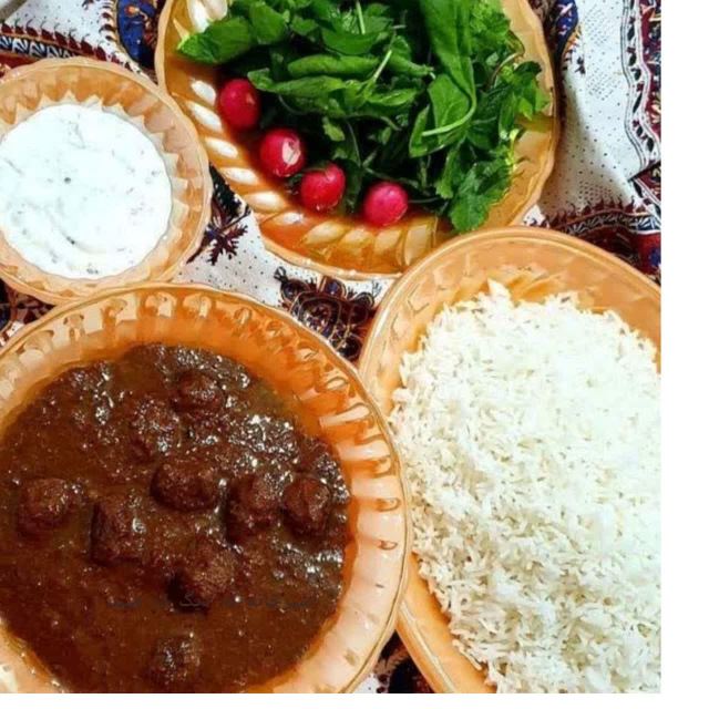 آشپزخانه ته دیگ در میبد09133567717