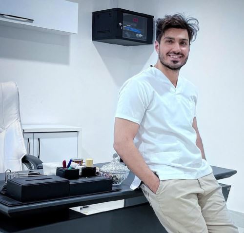 متخصص جراحی و درمان ریشه در ساوه