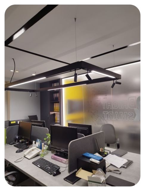 چراغ لاینر خطی و پنل سقفی