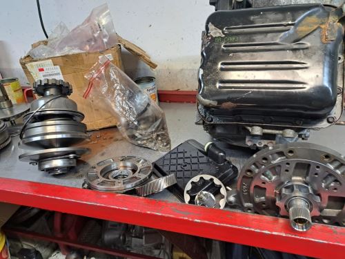 تعمیر گیربکس cvt در اصفهان
