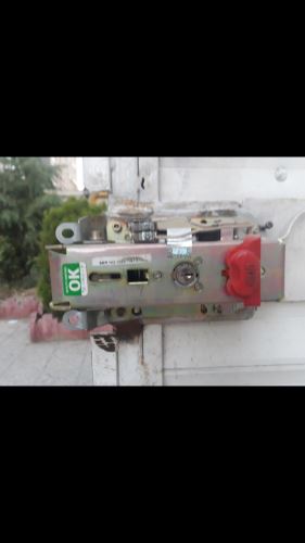 نصب قفلهای کله گاوی قاسم آباد :امامیه : اندیشه:حجاب: امیریه:الاهیه قفل و کلید سازی سیار مشهد ۰۹۳۵۸۴۵۱۳۷۸ قفل کلید مشهد