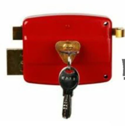 نصب انواع قفل حیاطی درمحل
نصب قفل برقی کله گاوی در محل
اعزام تیم تخصصی قفل کلید کمتر از ۲۰ دقیقه