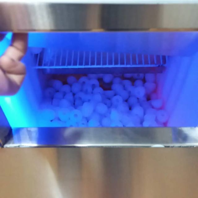 یخساز ایرانی