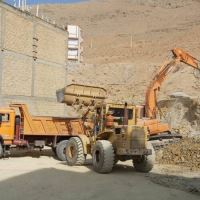 خاکبرداری با لودر بابکت در تهران