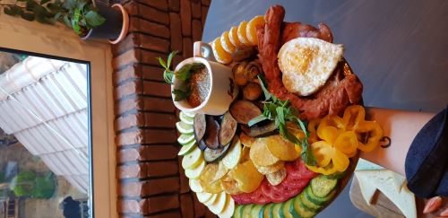 باغ رستوران خواجو