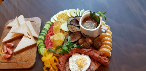 باغ رستوران خواجو