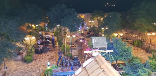 باغ رستوران خواجو