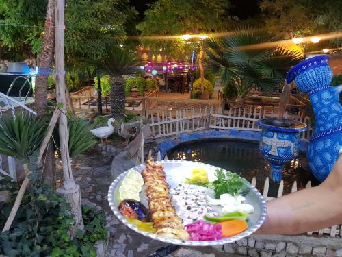 باغ رستوران خواجو