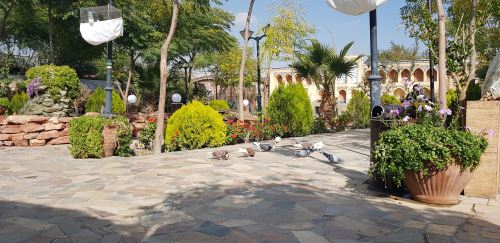 باغ رستوران خواجو