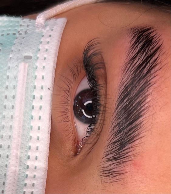 اکستنشن مژه شرق تهران