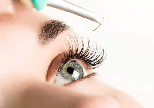 اکستنشن مژه شرق تهران 