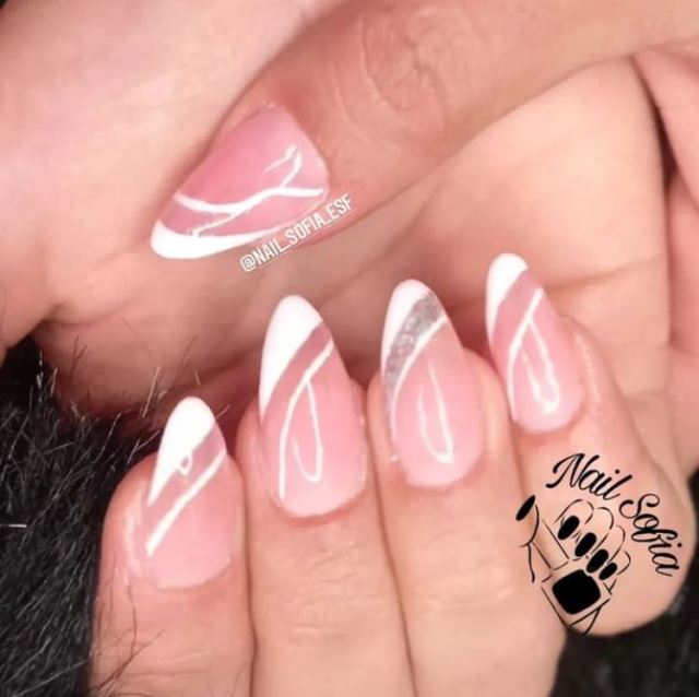 ناخن کار در اصفهان