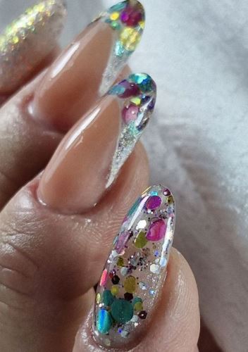 بهترین ناخن کار اصفهان