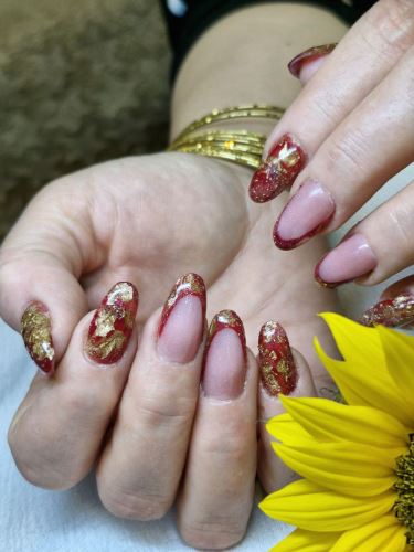 بهترین ناخن کار اصفهان