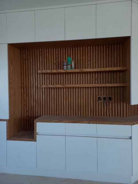 رنگ کار کابینت پلی اورتان در اصفهان 