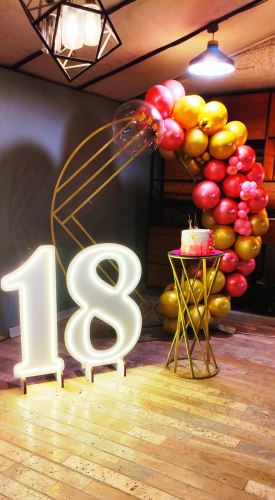 سوپرایز تولد اصفهان