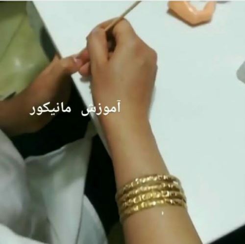 آموزش مانیکور