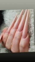 بهترین مدرس کاشت ناخن در مشهد  09944467046