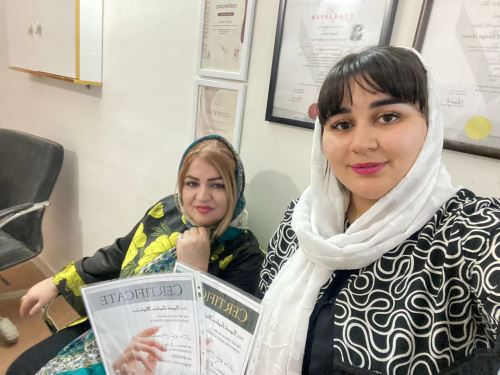 اهداء مدرک به هنرجو