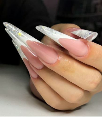 میندال لاگوست (مدل روسی)