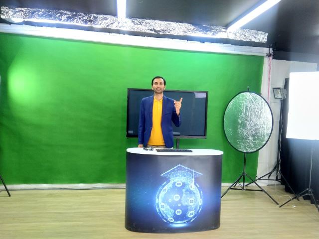 اجاره استودیو تولید محتوا 09123227206 آروین استودیو