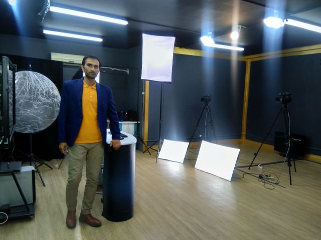 اجاره استودیو تولید محتوا 09123227206 آروین استودیو