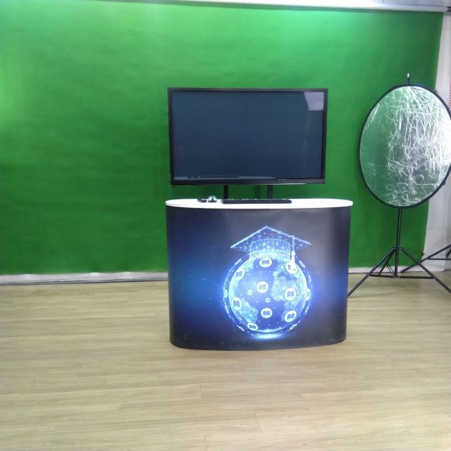 اجاره استودیو تولید محتوا 09123227206 آروین استودیو