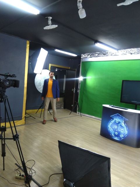 اجاره استودیو تولید محتوا 09123227206 آروین استودیو