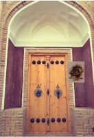 درب چوبی و سنتی قدیمی