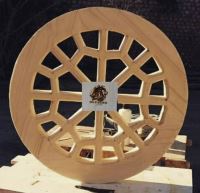 درب چوبی و سنتی قدیمی