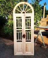 درب چوبی و سنتی قدیمی