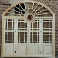 درب چوبی و سنتی قدیمی