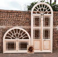 درب چوبی و سنتی قدیمی