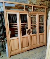 درب چوبی و سنتی قدیمی