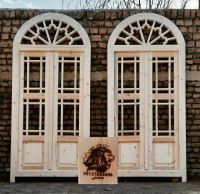 درب چوبی و سنتی قدیمی