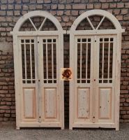 درب چوبی و سنتی قدیمی