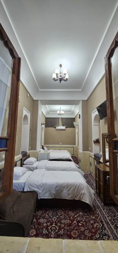 رستوران سنتی در نایین