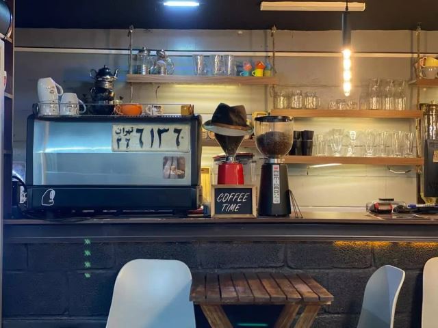 کافه امپراطور گوهردشت