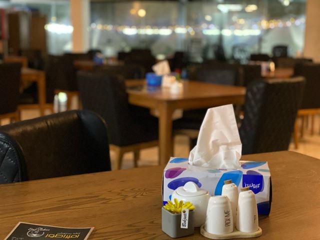 کافه امپراطور گوهردشت