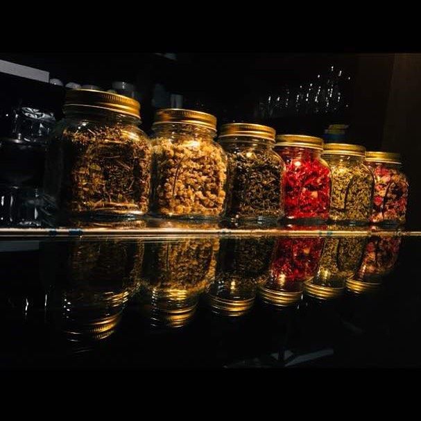 کافه امپراطور گوهردشت