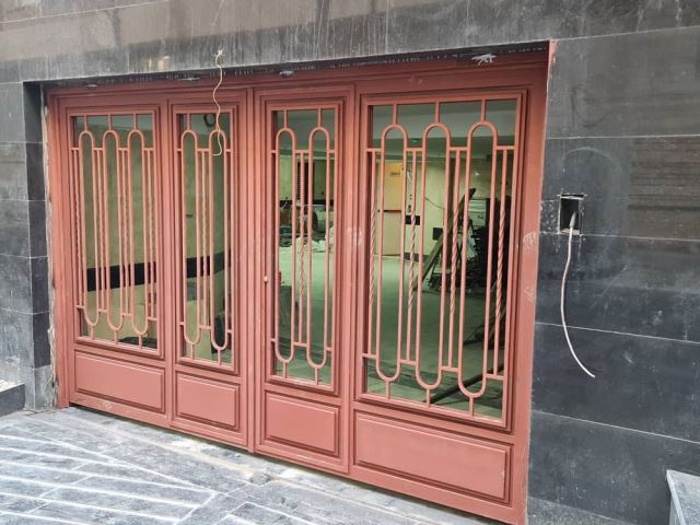 اجرای نرده و درب آهنی
