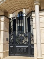 نرده و درب آهنی