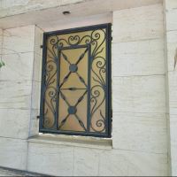 نرده و درب آهنی