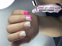 بهترین مربی کاشت ناخن