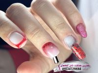 بهترین مربی کاشت ناخن