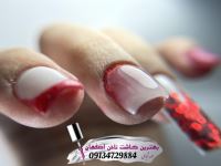بهترین مربی کاشت ناخن در اصفهان