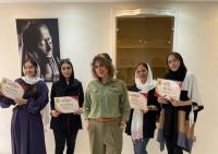 بهترین مربی کاشت ناخن دراصفهان